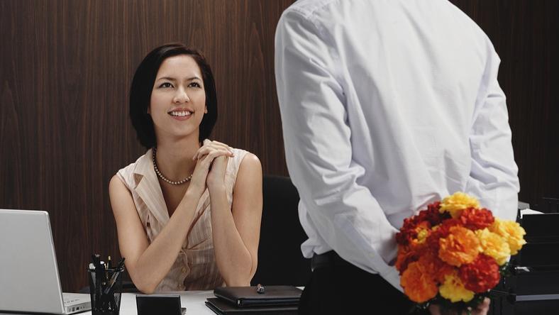 为什么这些公司禁止上下级恋爱?